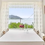度假居 6 Person In Aram-by Traum *