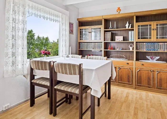 6 Person In Aram-by Traum Casa de Férias Sandvik (More og Romsdal)