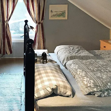 Semesterbostad 6 Person In Aram-by Traum